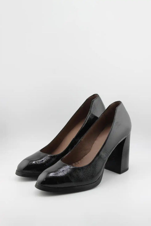 Wonders Patent Leather Block Heel Pumps